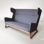 Sofa bardzo dobrze prezentuje się w salonie, czy gabinecie w towarzystwie fotela Lord Mebel ten świetnie sprawdzi sie we wnętrzach nowoczesnych i klasycznych, w stylu skandynawskim, minimalistycznym czy pop-art.