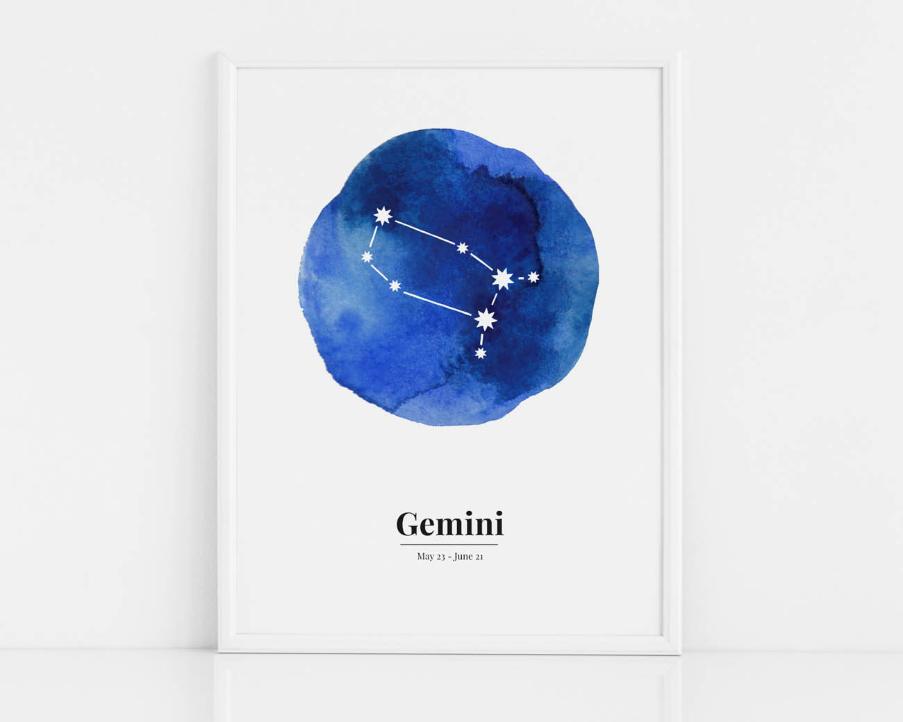 Biało-niebieski plakat ze znakiem zodiaku BLIŹNIĘTA / GEMINI