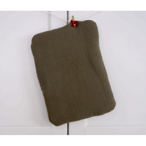 muslinowa-podusia-khaki