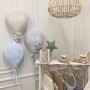 Ozdobne balony na ścianę z pierwszą literką imienia lub krótkim napisem- bawełniane, personalizowane ozdoby do pokoju dziecka-pomysł na prezent dla dziecka