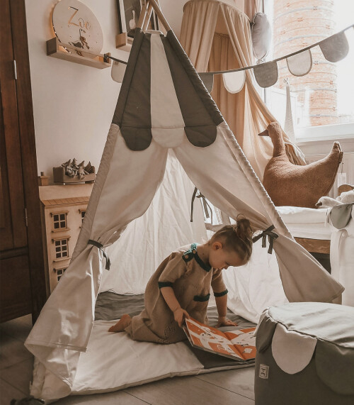 Cyrk – tipi, namiot dla dzieci z matą podłogową