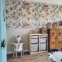 Beżowa tpeta w kolorowe duże kwiaty w stylu vintage
