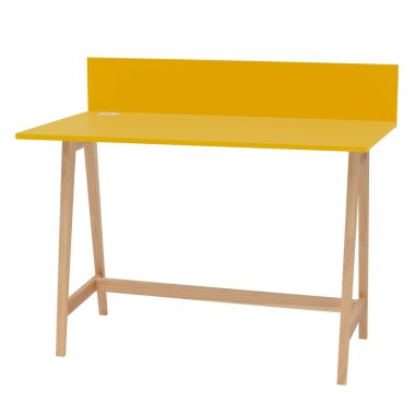 Żółte drewniane tanie biurko do pokoju nastolatka