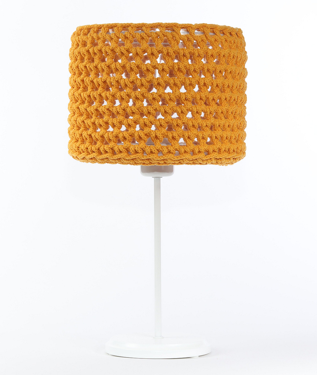 Pomarańczowa lampka nocna na stolik- pleciona, zrobiona ze sznurka sweterkowa