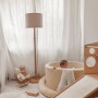 Kremowa wysoka aksamitna lampa stojąca podłogowa z okrągłym abażurem do pokoju dziecka, do sypialni