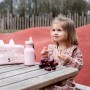 Materiał: butelka: 100% stal nierdzewna zakrętka: 100% PP sznurek: 100% PES

Pojemność: 350 ml
