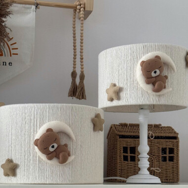 Lampka nocna z misiem na księżycu, boho