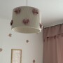 Lampa wisząca w stylu boho, beżowa z różowymi kokardkami, do pokoju dziecka