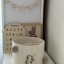 Lampa wisząca BOHO z misiem ze sznurka trzymającym balonik – dekoracja do pokoju dziecka