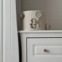 Lampa wisząca BOHO z misiem ze sznurka trzymającym balonik – dekoracja do pokoju dziecka