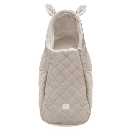 Zimowy ciepły śpiworek z beżowym velvetem na zewnątrz i delikatnym jasnym pluszem wewnątrz.