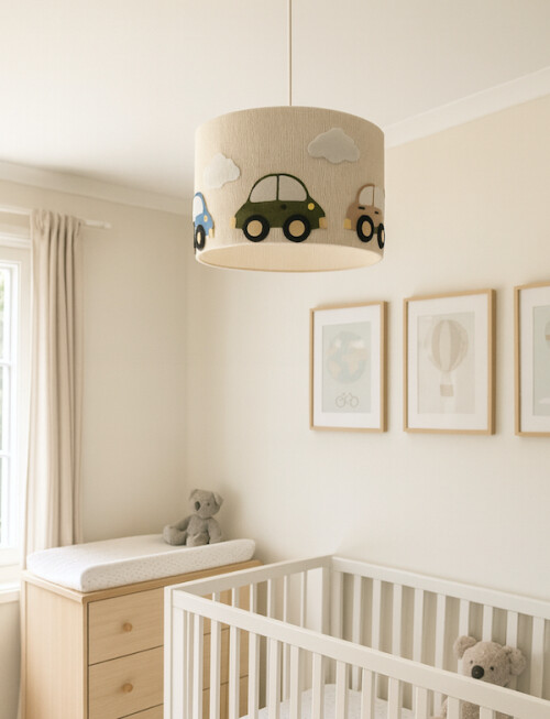 Kremowa lampa wisząca do pokoju dziecka