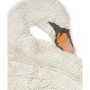 Dywan w kształcie łabędzia w jasnym kolorze z pomarańczowym dziobem