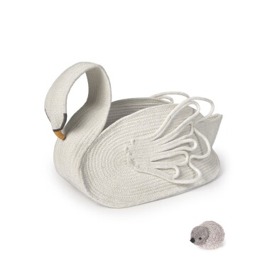 Kosz Łabędź, Swan Lake, Lorena Canals