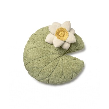 Zielona poduszka podłogowa Water Lily pełniąca funkcję pufa w pokoju dziecka