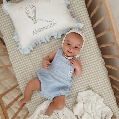 poduszka z imieniem dziecka bawełniana z falbaną royal balloons