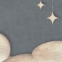 Tapeta mural dla dzieci z misiem na księżycu, gwiazdkami i chmurkami do pokoju niemowlaka