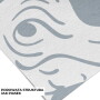 Tapeta dla dzieci Monochrome Dino Niebieska z białymi dinozaurami i palmami na błękitnym tle